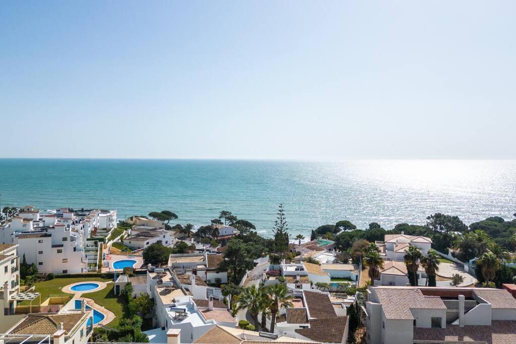 Ferienwohnung Perfect Place To Escape To With Rooftop Infinity Pool Olhos de Agua  Exterior foto