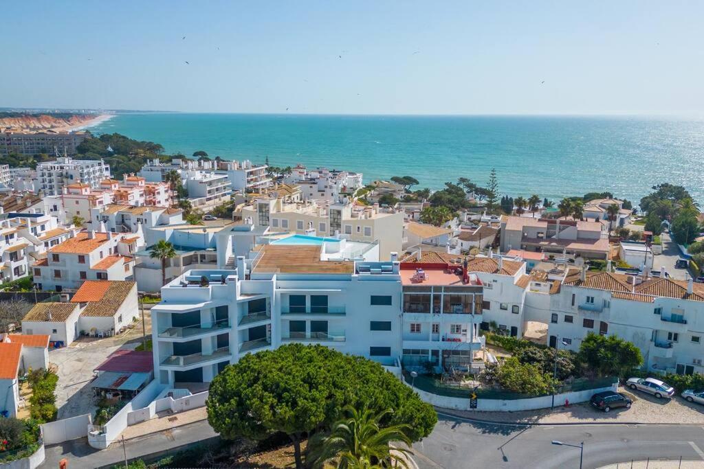 Ferienwohnung Perfect Place To Escape To With Rooftop Infinity Pool Olhos de Agua  Exterior foto